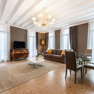  Apartamento San Teodoro Palace - Luxury