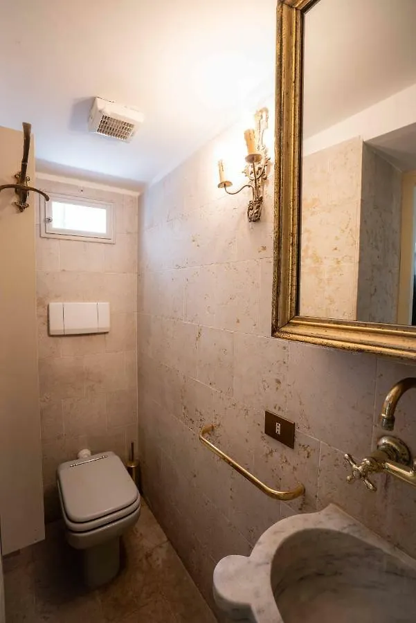 شقة البندقية  في Casetta Della Fontana